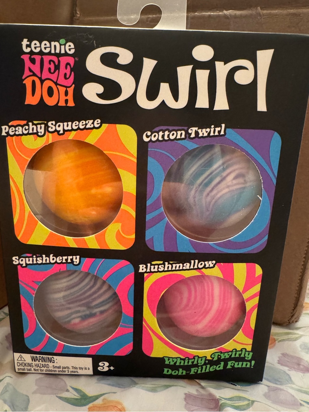 NIB Authentic Tennie Needoh Swirl - 4 pack
